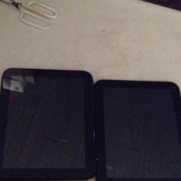 HP Black Tablets(2) - Picture 1 of 2
